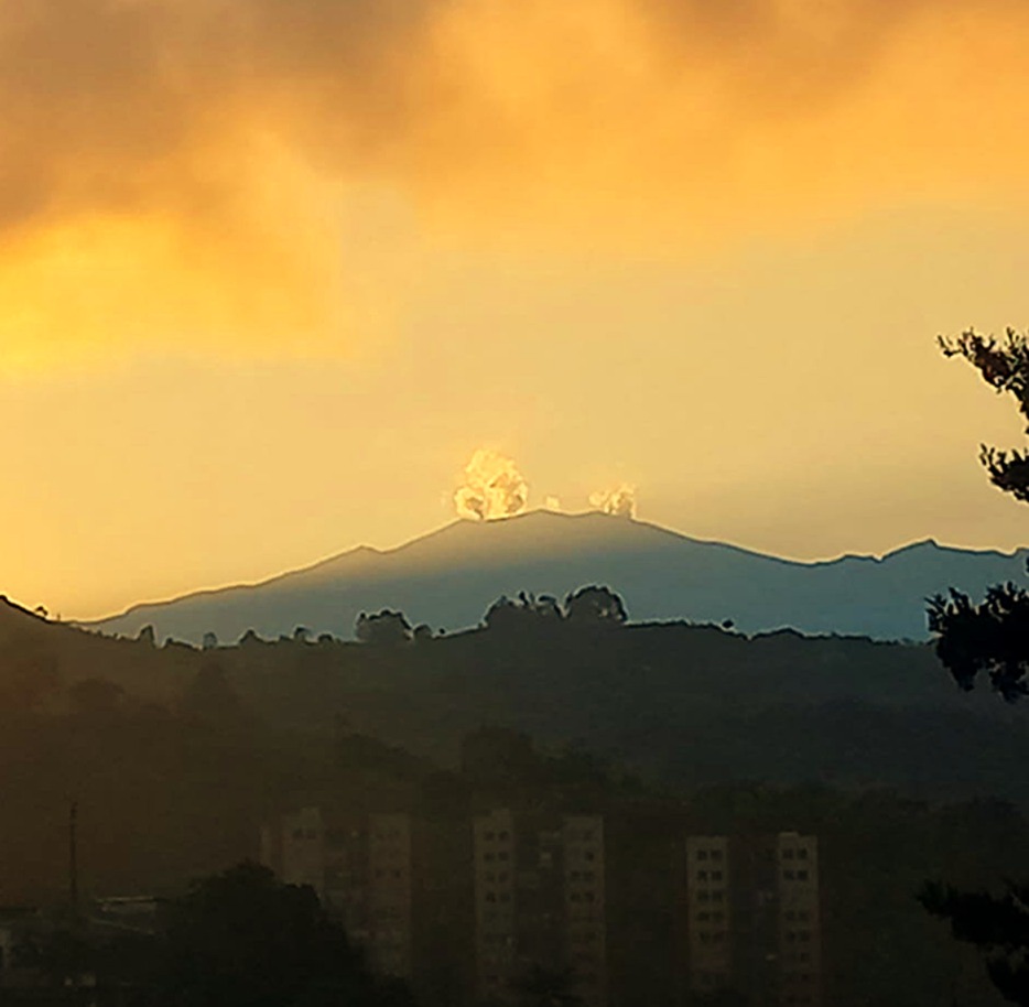 La montaña de fuego despierta: reseña sobre el Puracé y  su actividad volcánica reciente